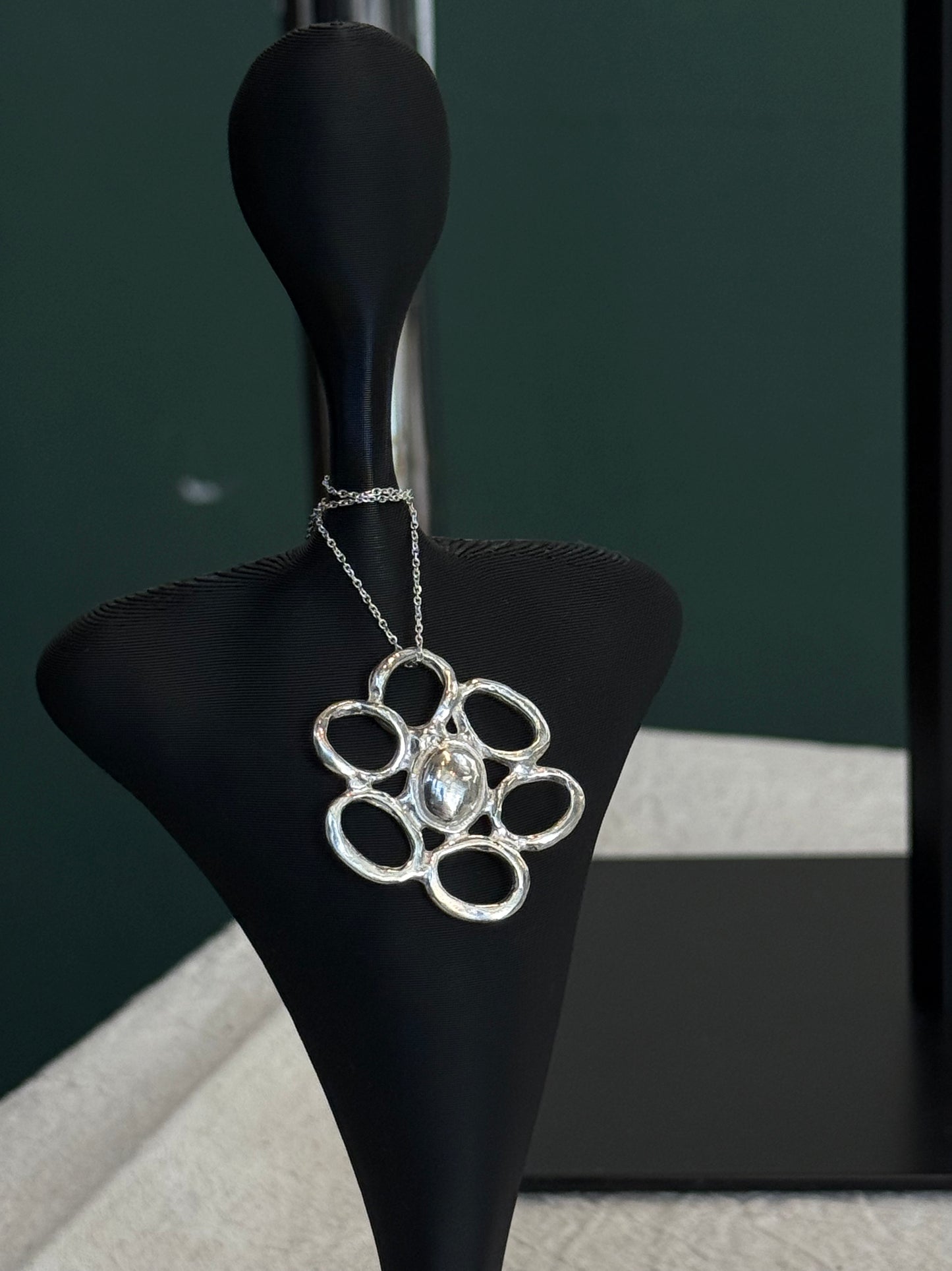 Flower necklace